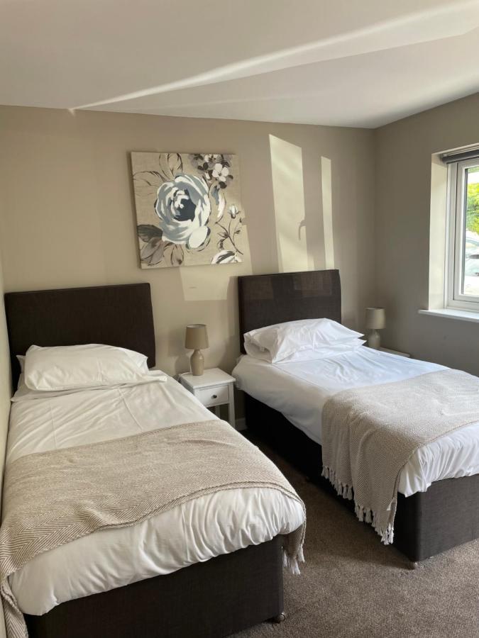 Tall Pines Lodges Lulsgate Bottom Екстериор снимка