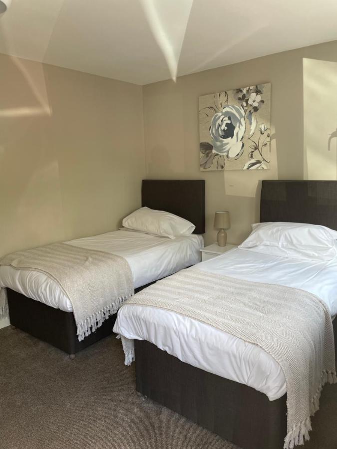 Tall Pines Lodges Lulsgate Bottom Екстериор снимка